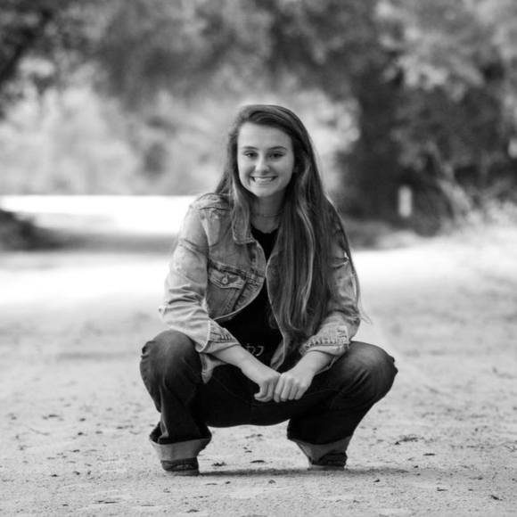 Meet your Posher, Rennie - Picture 1 of 1